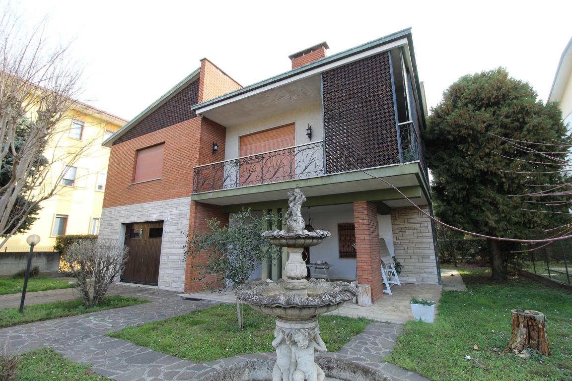 Casa indipendente Gesticasa