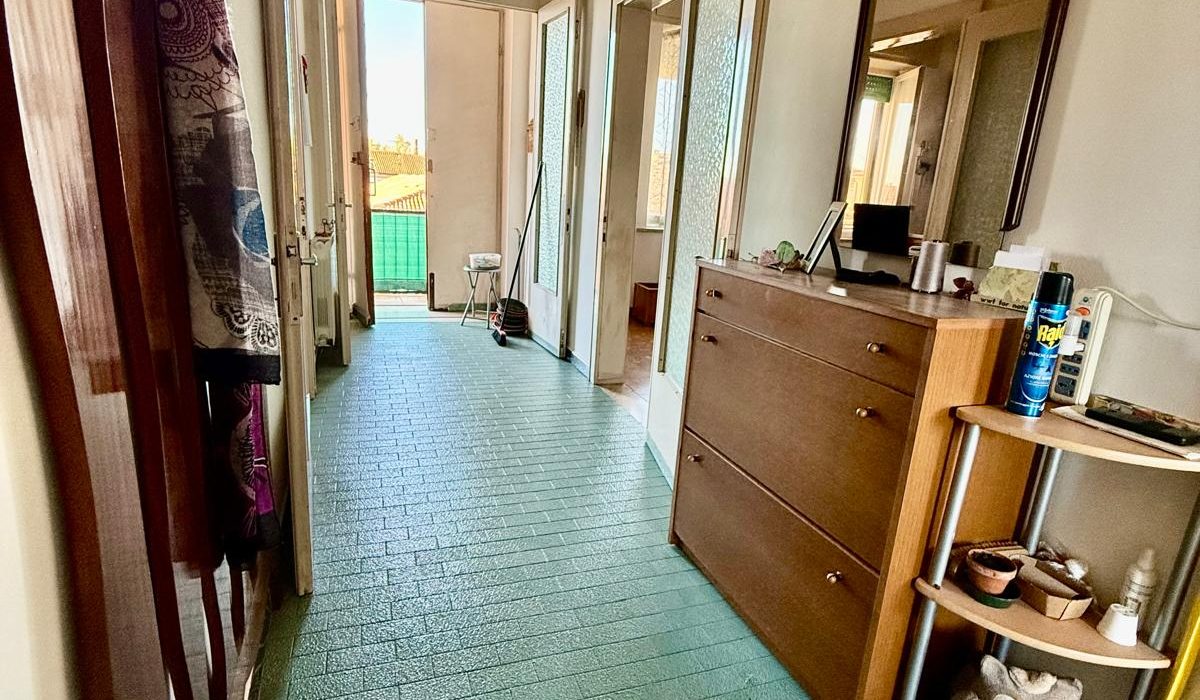 03e4724d-58c0-4408-b870-6529e2d0df25