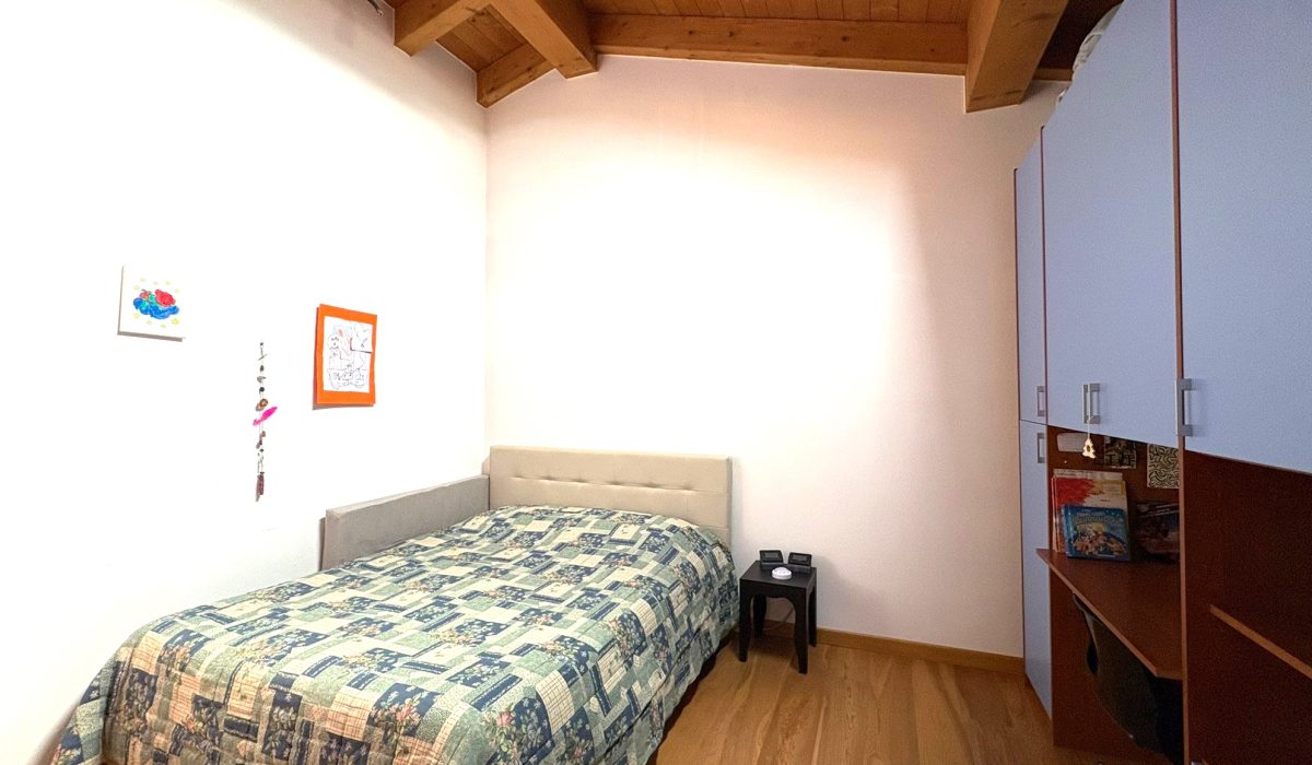 071a85b6-80f0-425e-a6ab-b9788a25c8da