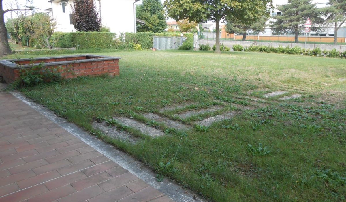 652 Esterno esclusivo