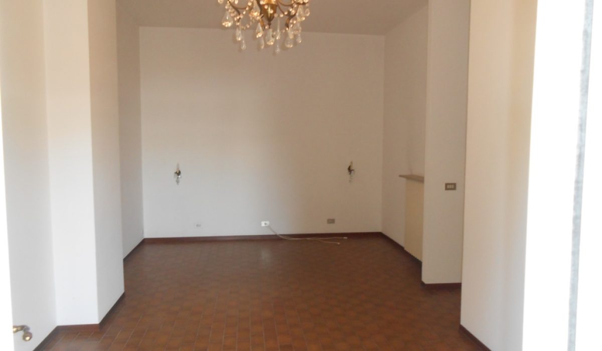 652 Interno
