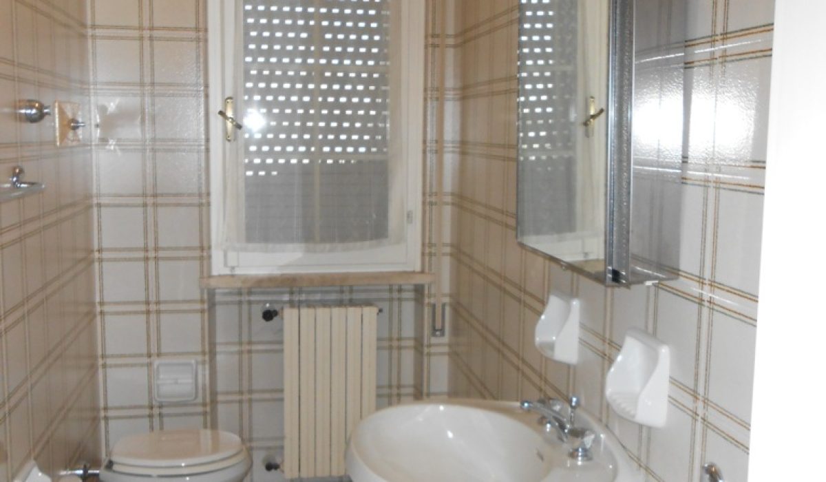 652 Interno