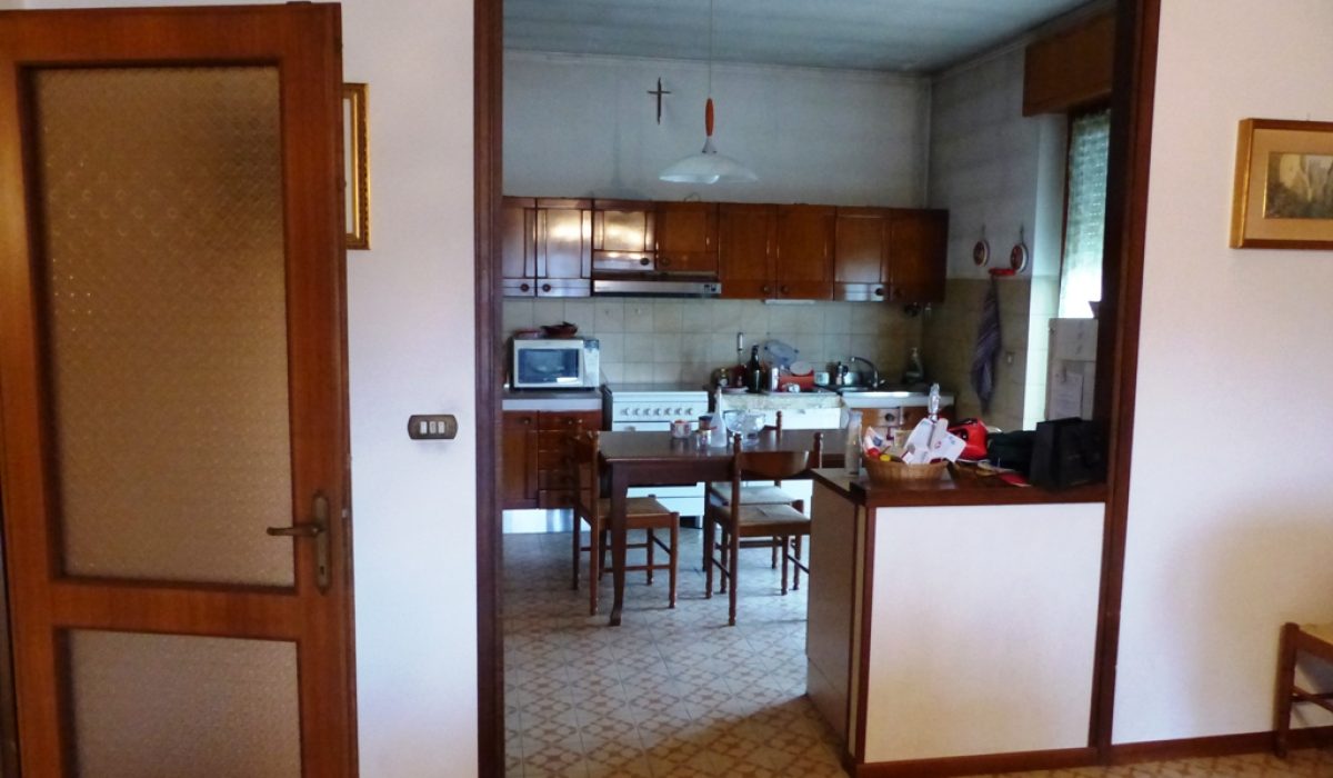 746 Interno