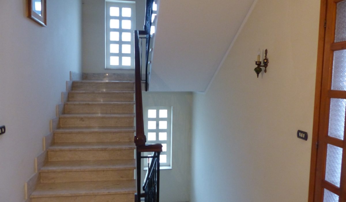 746 Interno