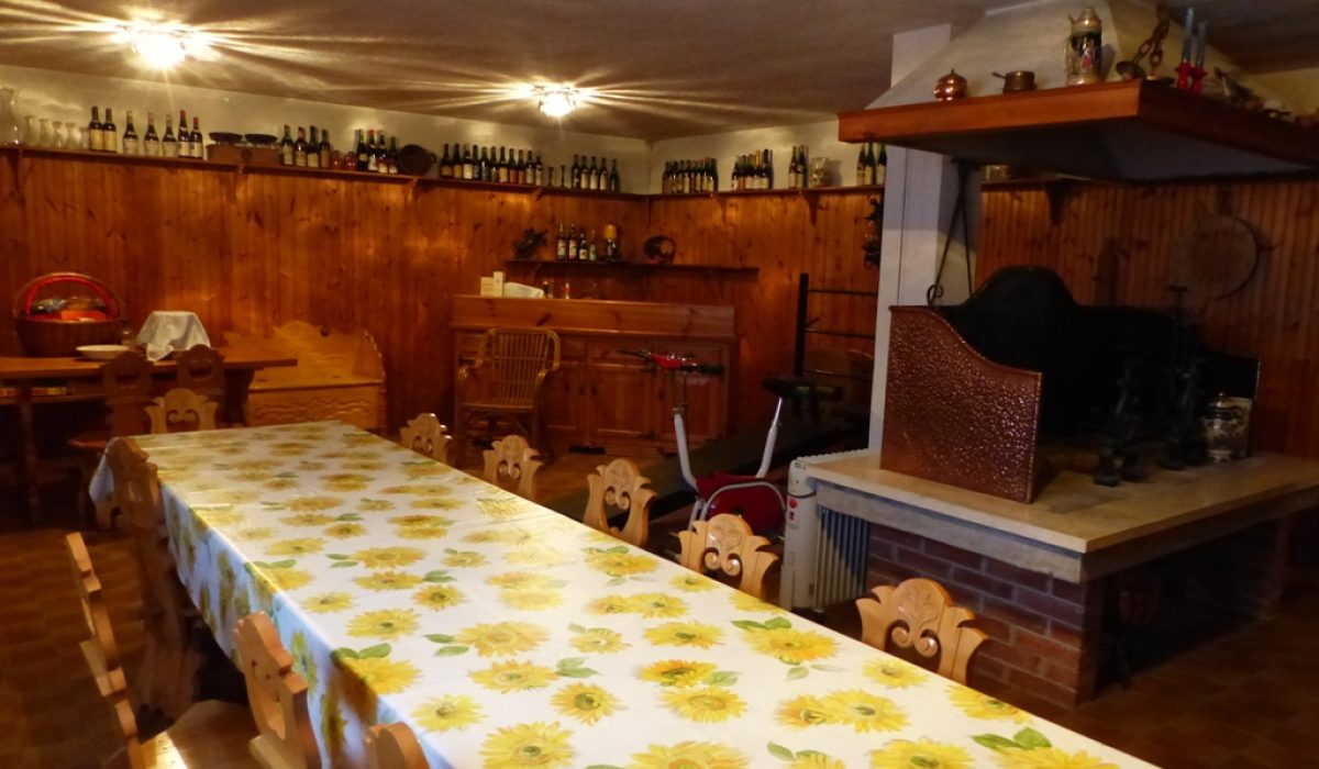 746 Interno