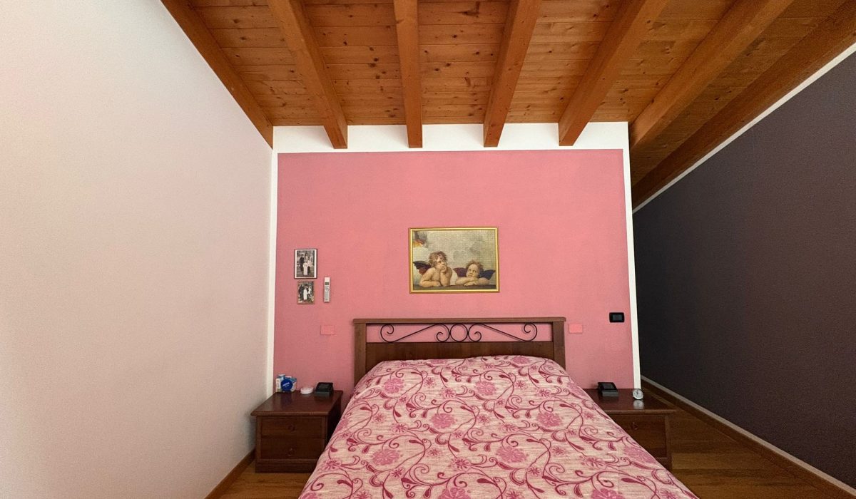 1a428d63-75c6-4e16-8caf-1751f5dae78d