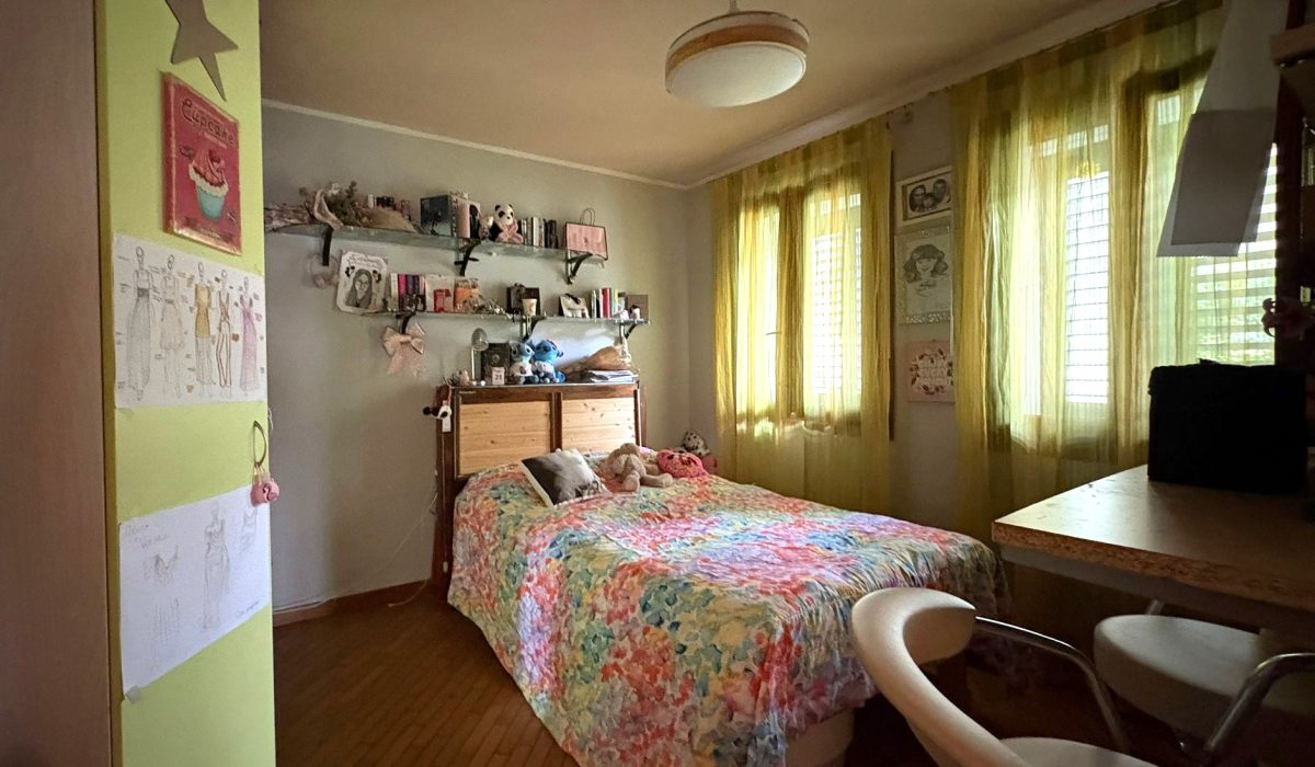 1e5d923f-94d9-4b81-a5f7-b5e9dc41e384