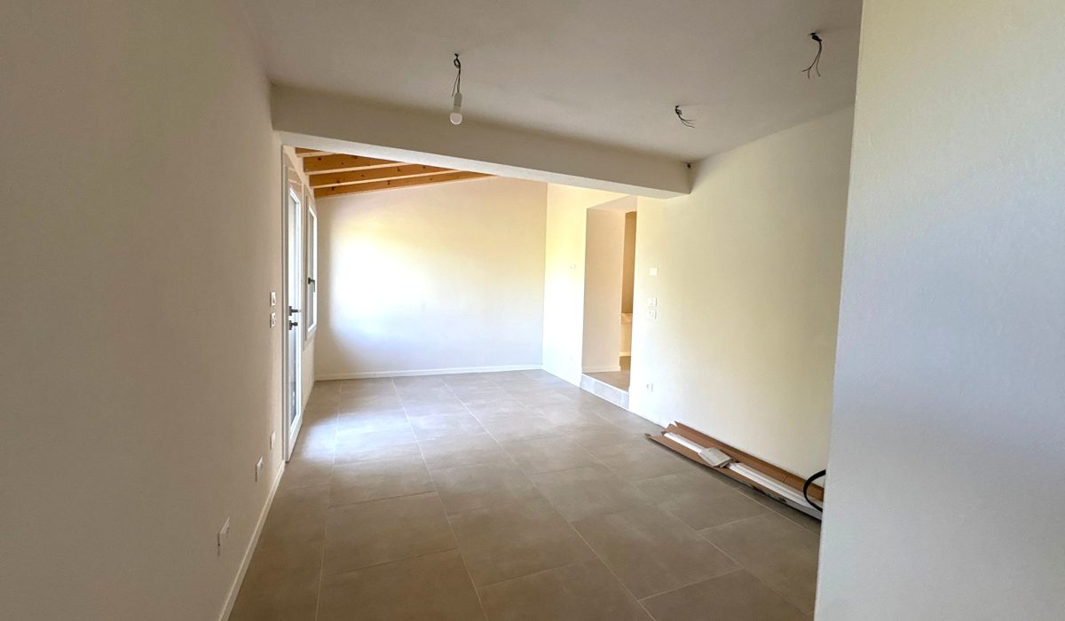 27cde22c-1c69-453d-ab88-c48f199a7073