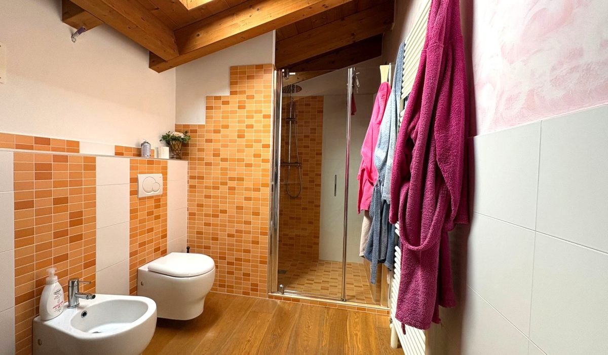 4bc50eac-f847-47eb-8e03-8d49b5869ad3