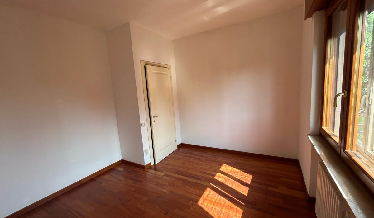 523a2b99-82c2-4428-a52e-01d25095fa54