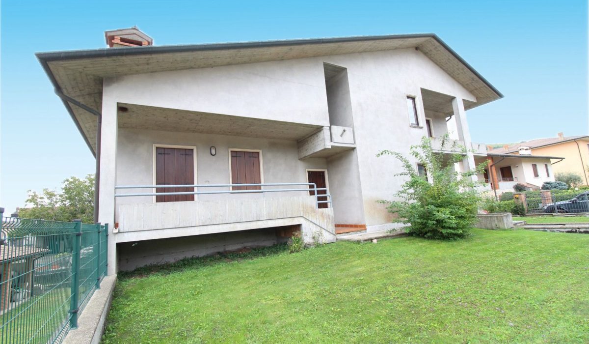 597e5b47-40a0-41d4-a014-a75961fd2d15