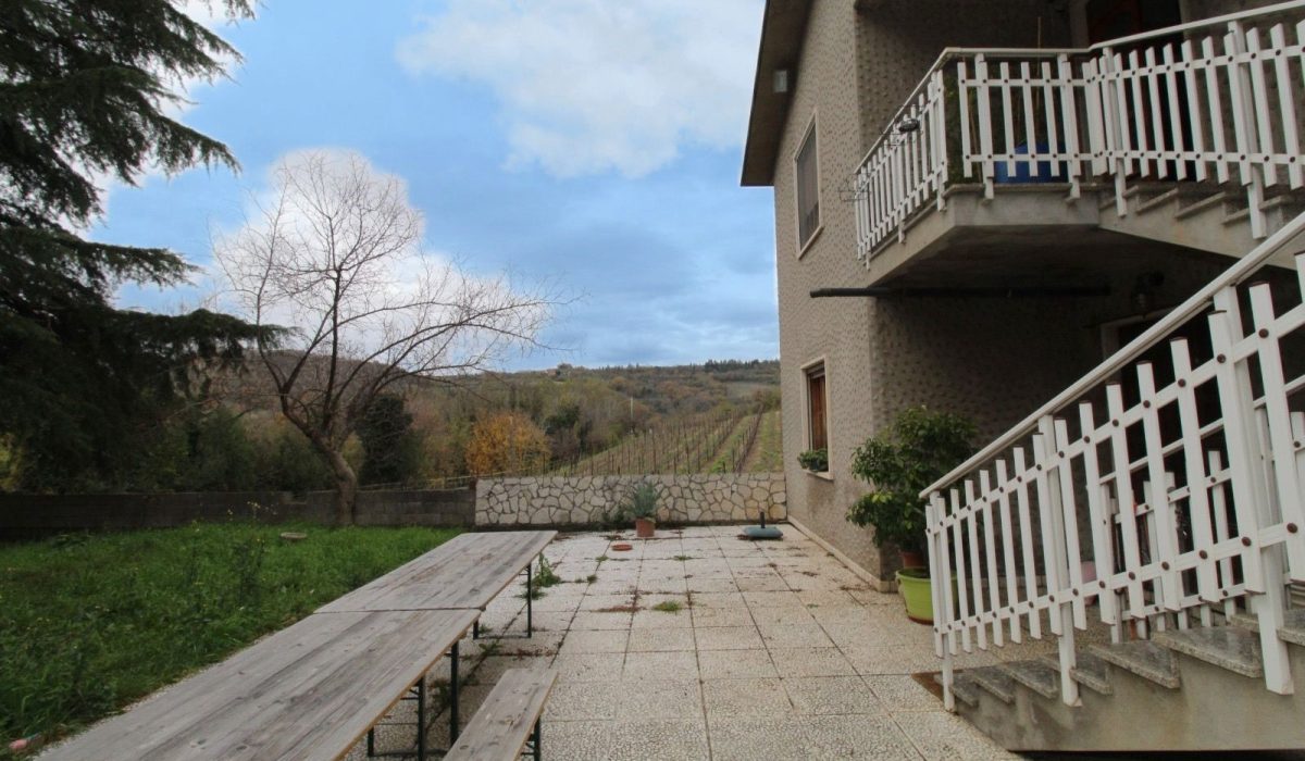 5a187307-f09a-4495-ab6e-29df46bfcbe4