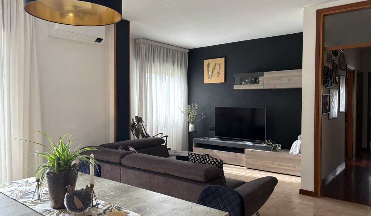 61300a7f-eccc-475e-ae5e-0ec5dd935a5a