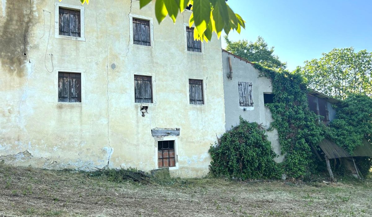 7dadd5e8-2f89-4f79-b2c9-8be547f6c6fc