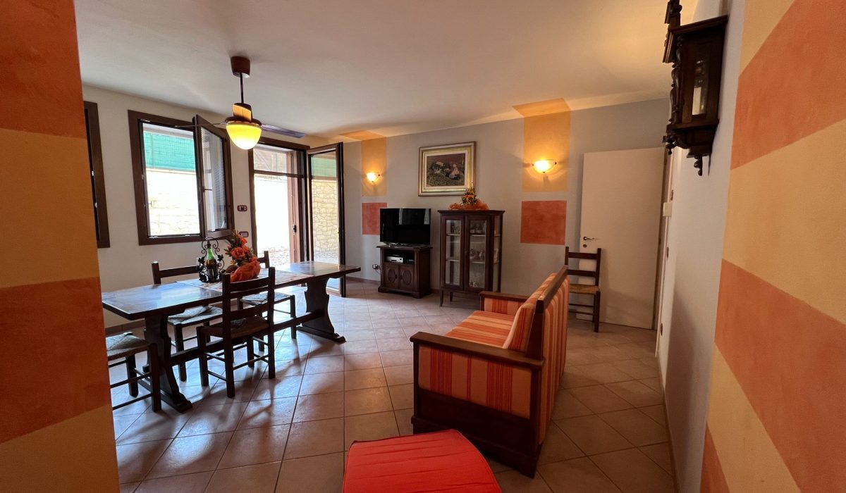 7f397f21-6b00-413d-8cd6-94cdb41100e1