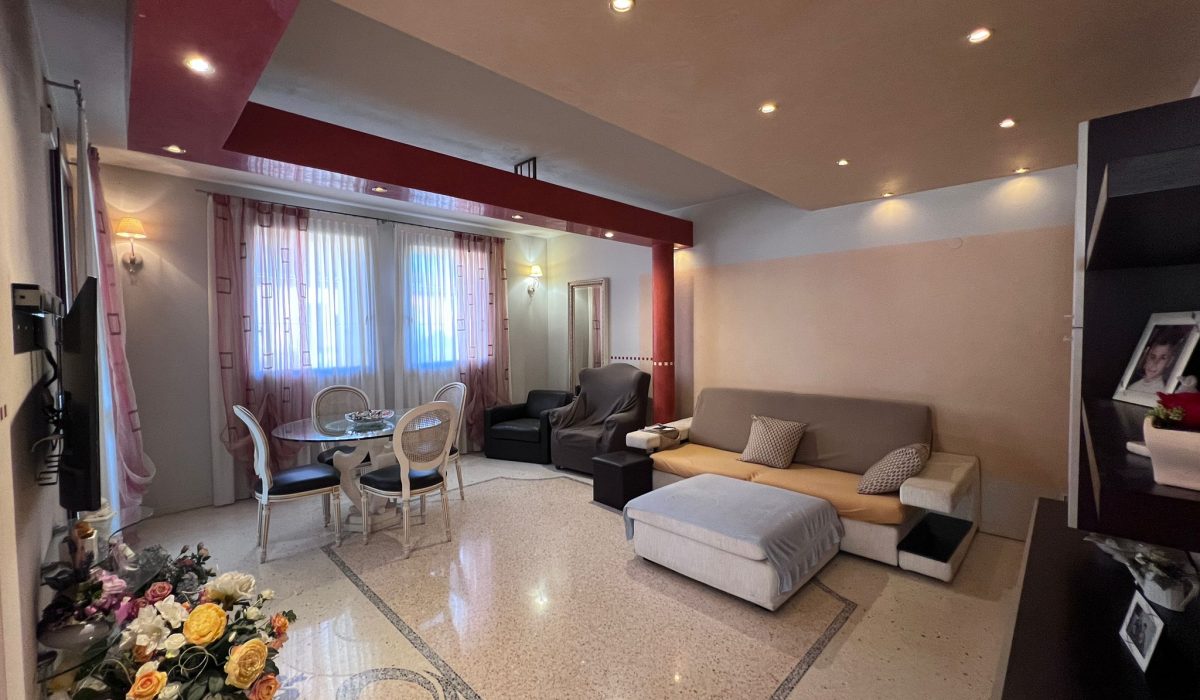 866a1898-05dd-422d-8f9a-34aecabfa8da