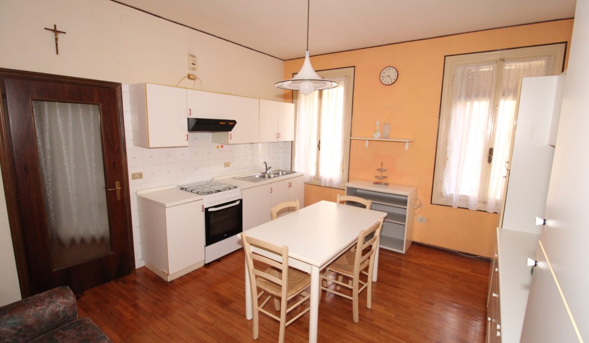 Cucina-soggiorno