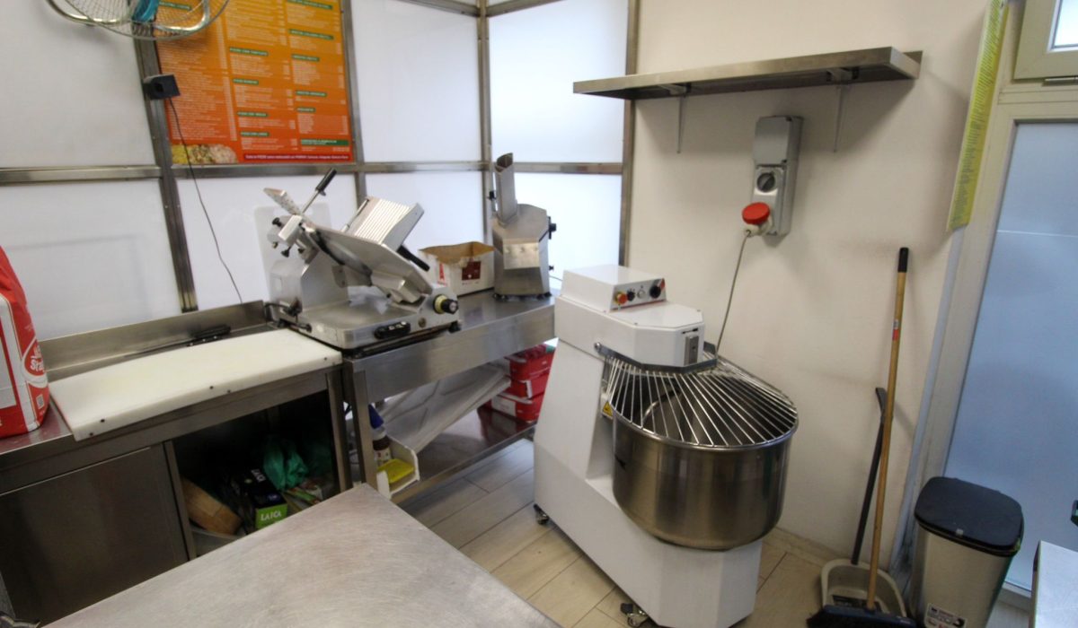 WhatsApp Image 2025-05-19 at 16.04.07