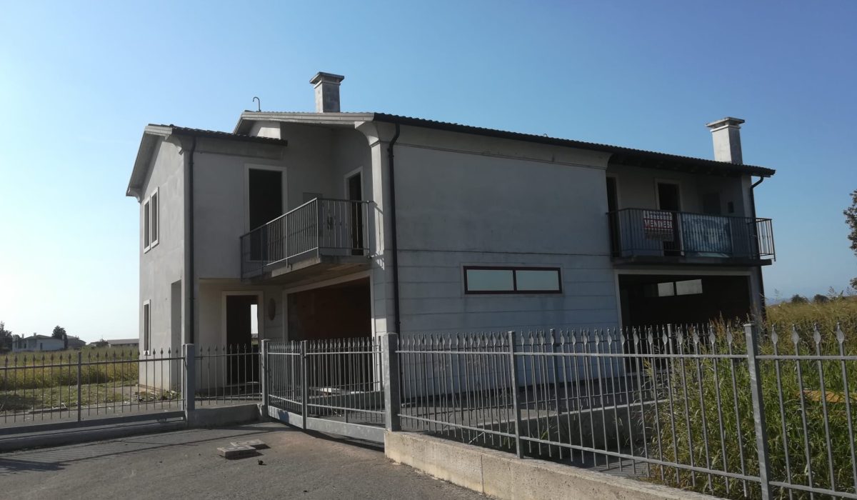 WhatsApp Image 2025-12-01 at 16.29.00