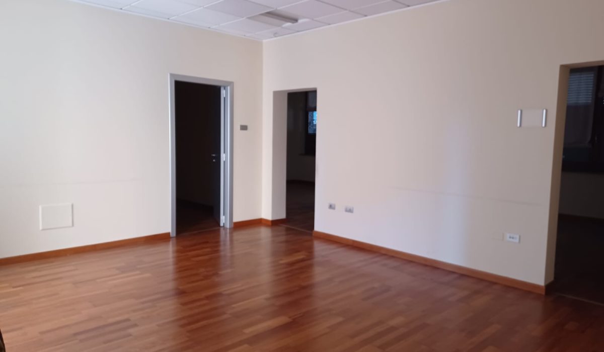 WhatsApp Image 2025-12-13 at 12.23.47(2)