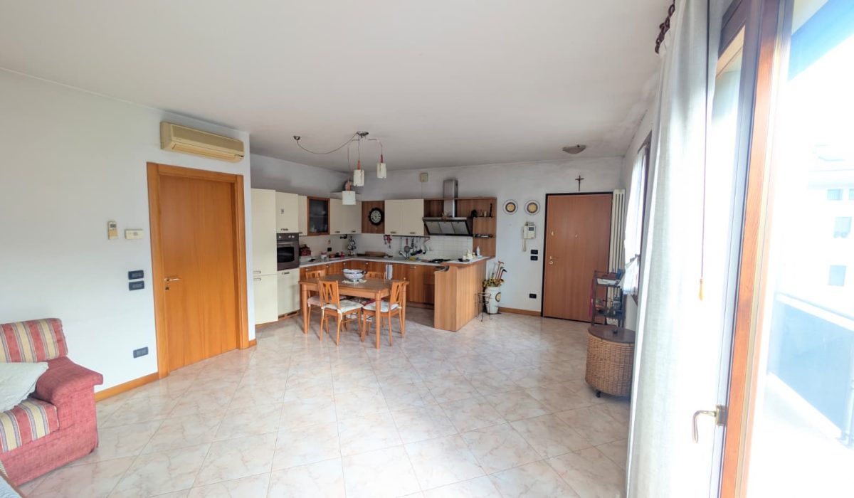 WhatsApp Image 2026-03-31 at 18.05.52 (5)