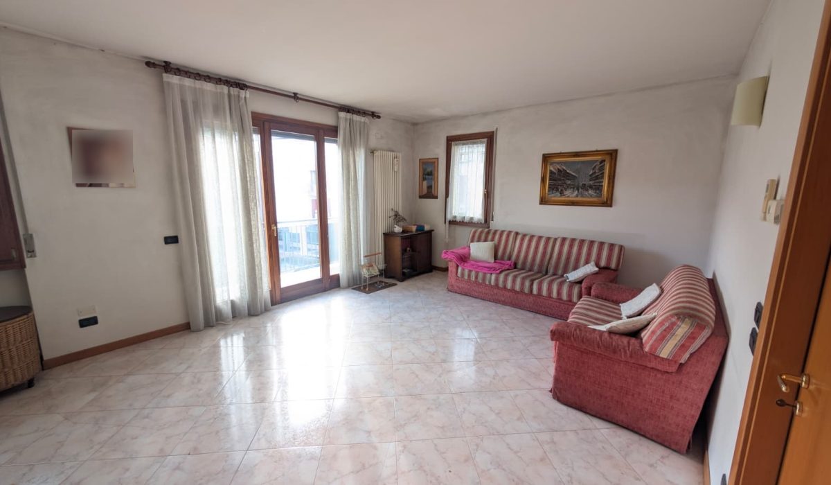 WhatsApp Image 2026-03-31 at 18.05.52 (7)