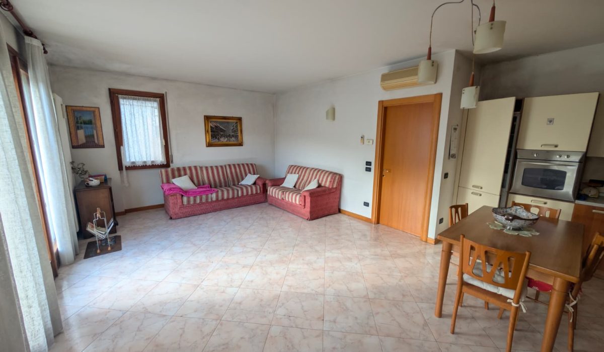 WhatsApp Image 2026-03-31 at 18.05.52 (8)