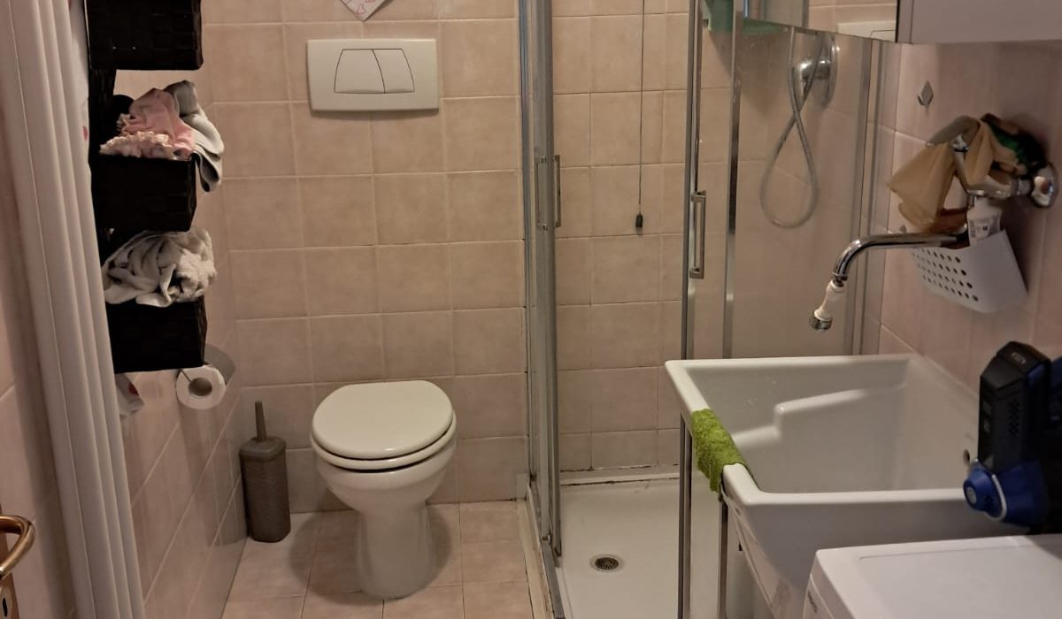 a42f03bb-a6ca-46cb-8a6e-9b8a14fb4eaf