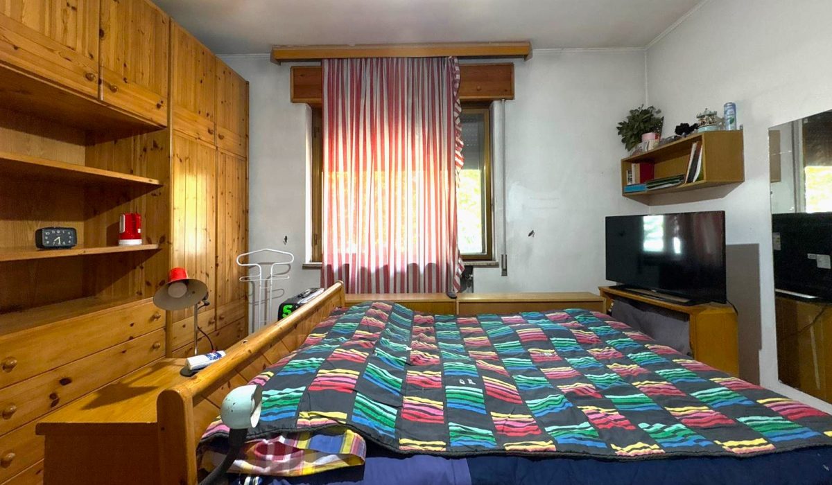 b063dc35-5c98-490a-aa47-40cbd44d09fe