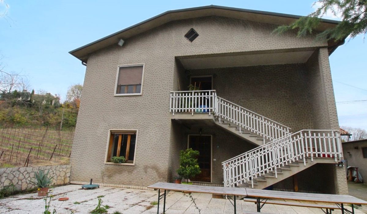 c7251156-571a-4344-b520-236cf2ed2ffe