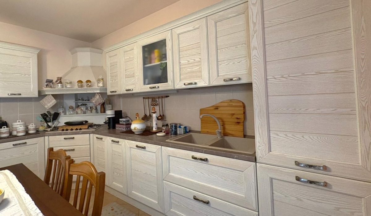 c81c4d73-aac7-450b-a9aa-d71a1b140362