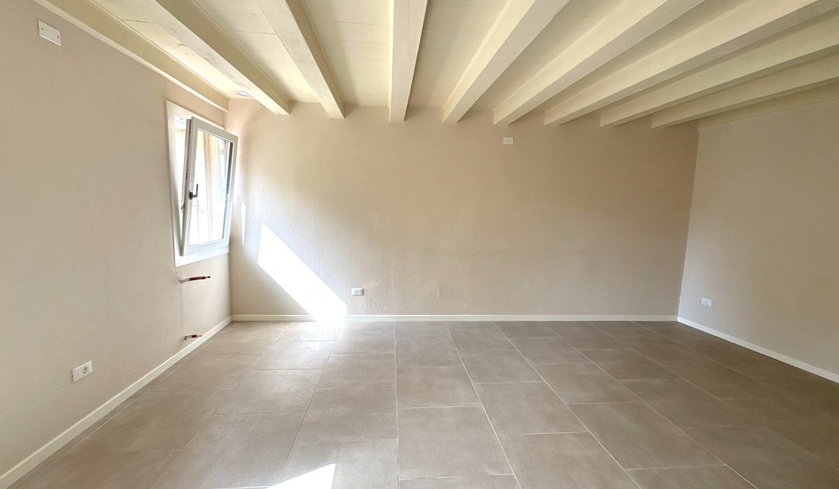 ceaf9fc3-2283-4939-ba76-d502d28a452d