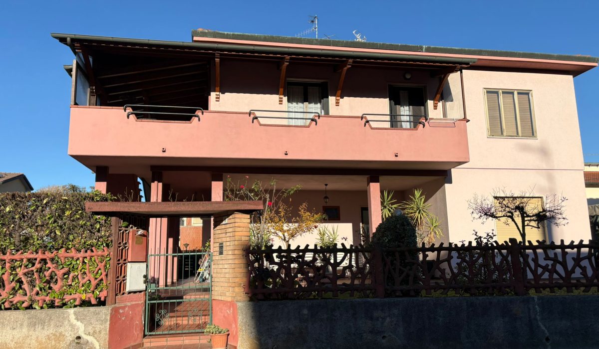 da43b990-56e2-424e-bf43-04fe123e855e