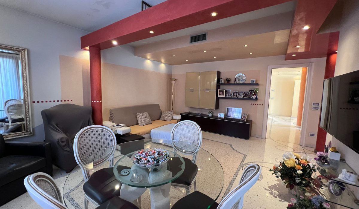 da60df26-04b4-4fa5-9175-75861ed1794b