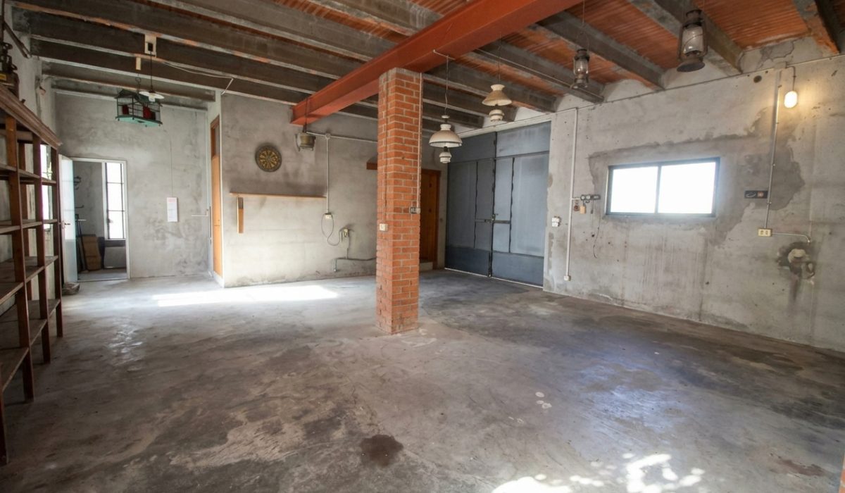 garage
