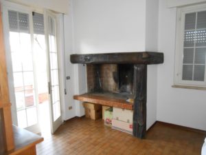 652 Interno